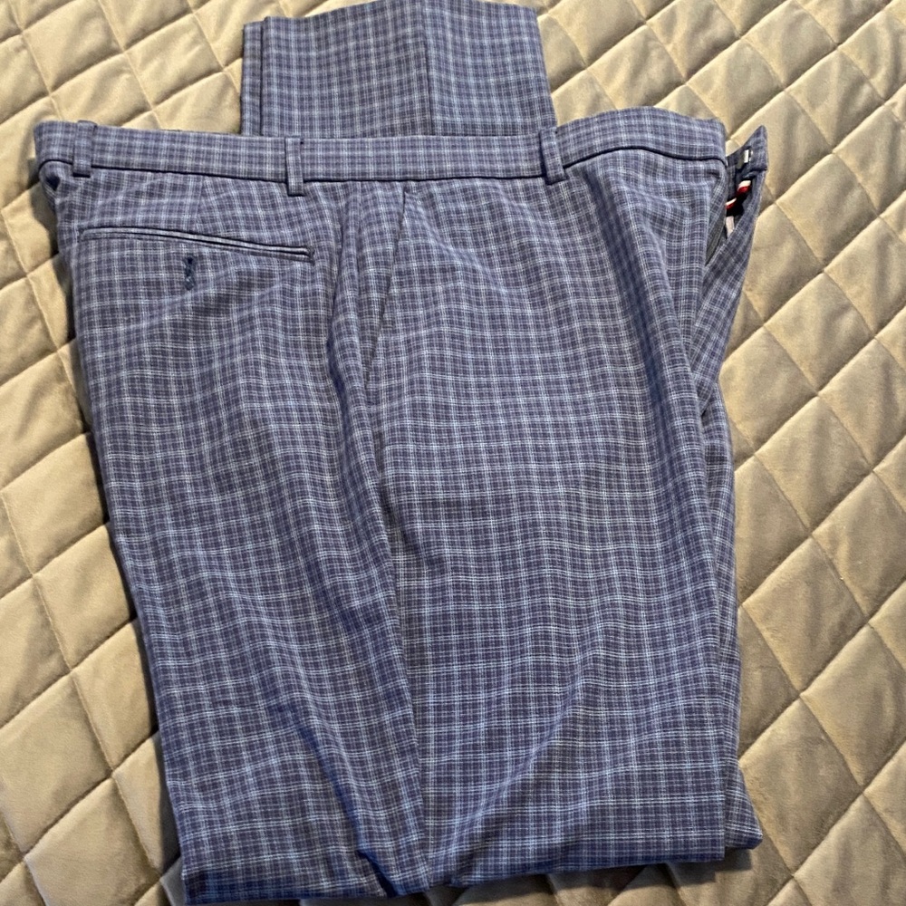 Tommy Bahama Men's Gray Plaid Dress Pants